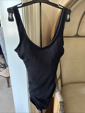 NWT Women's Black Ribbed One Piece Swimsuit XS